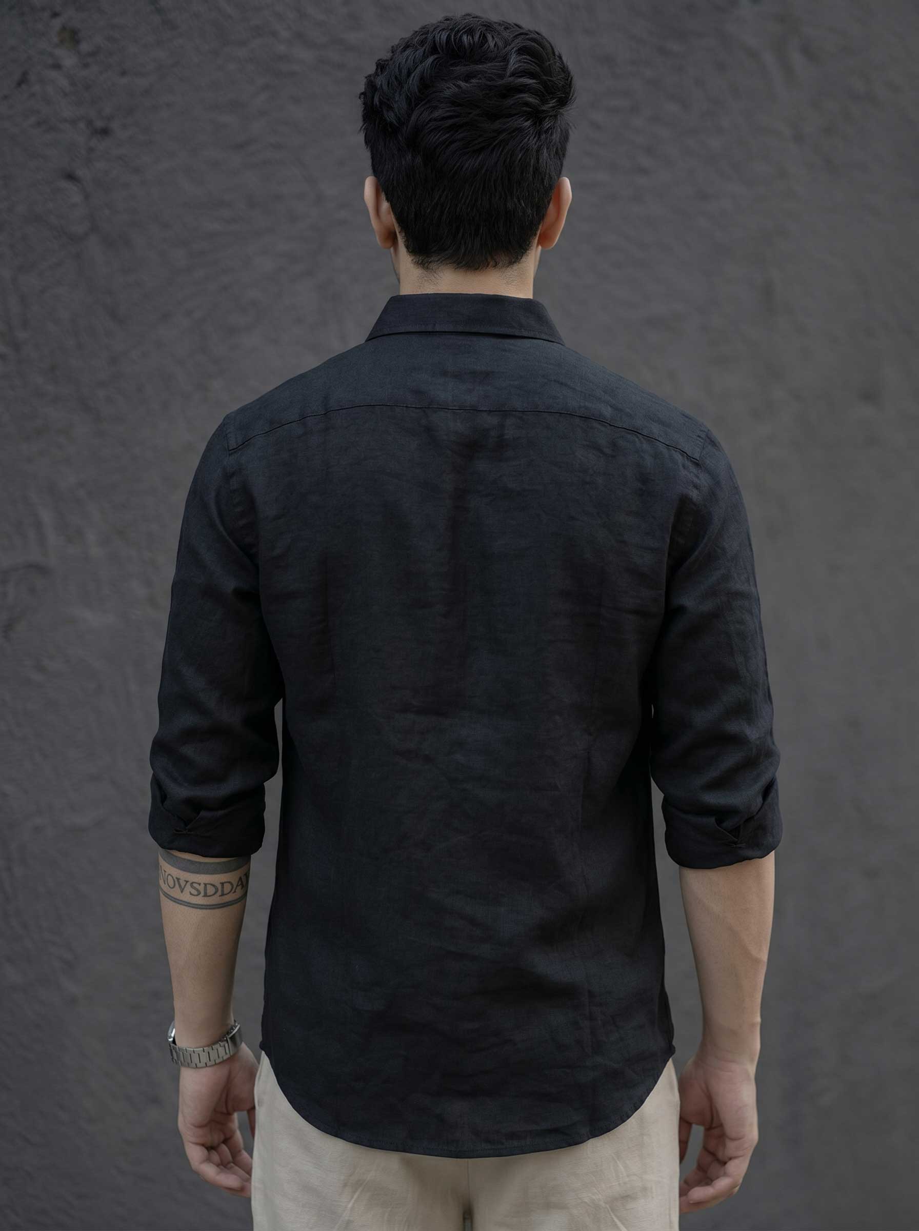 Men's cotton casual shirt, black, back view with long sleeves