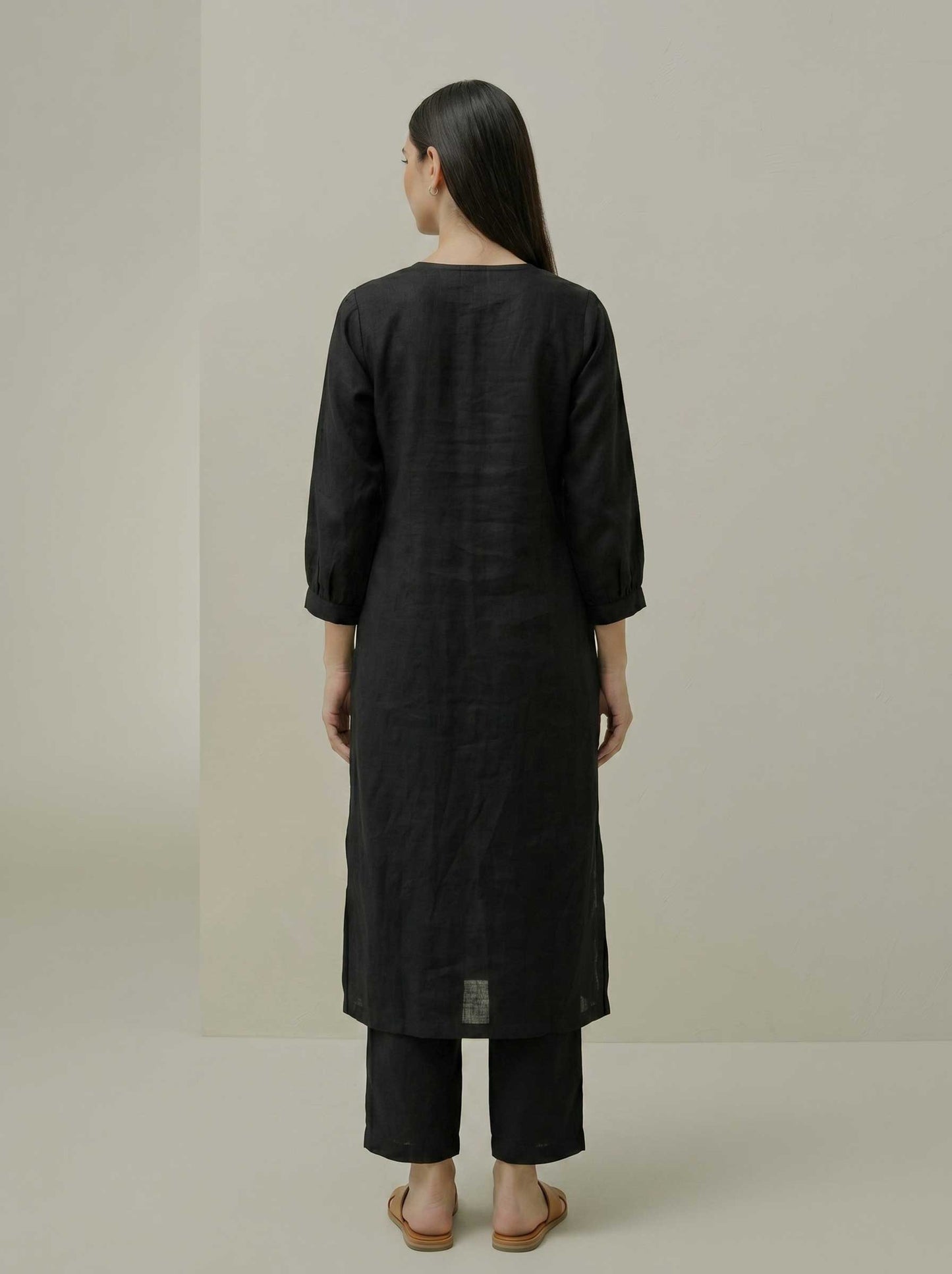 Black pure linen tunic and matching wide-leg pants set, back view