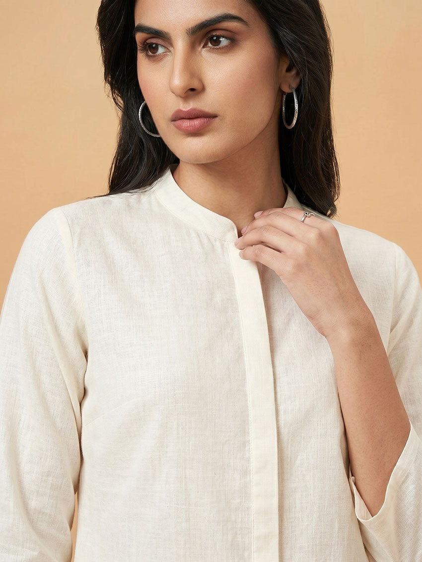 Off-white mandarin collar neckline on cotton lawn long shirt